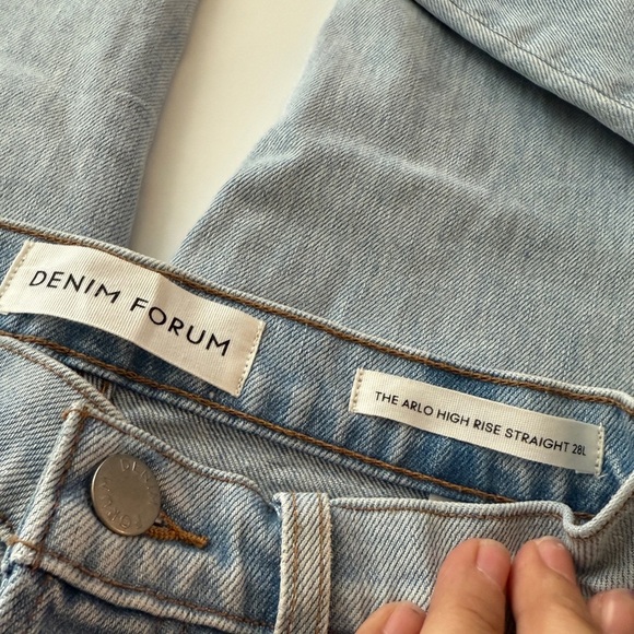 Denim Forum Arlo High Rise Straight Jeans in Light Blue - Picture 5 of 7